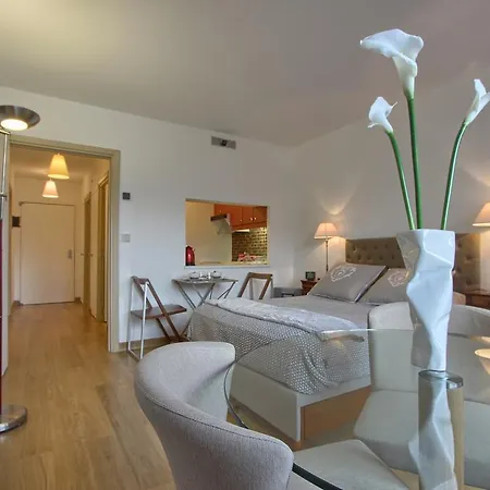 Canopee Apartment